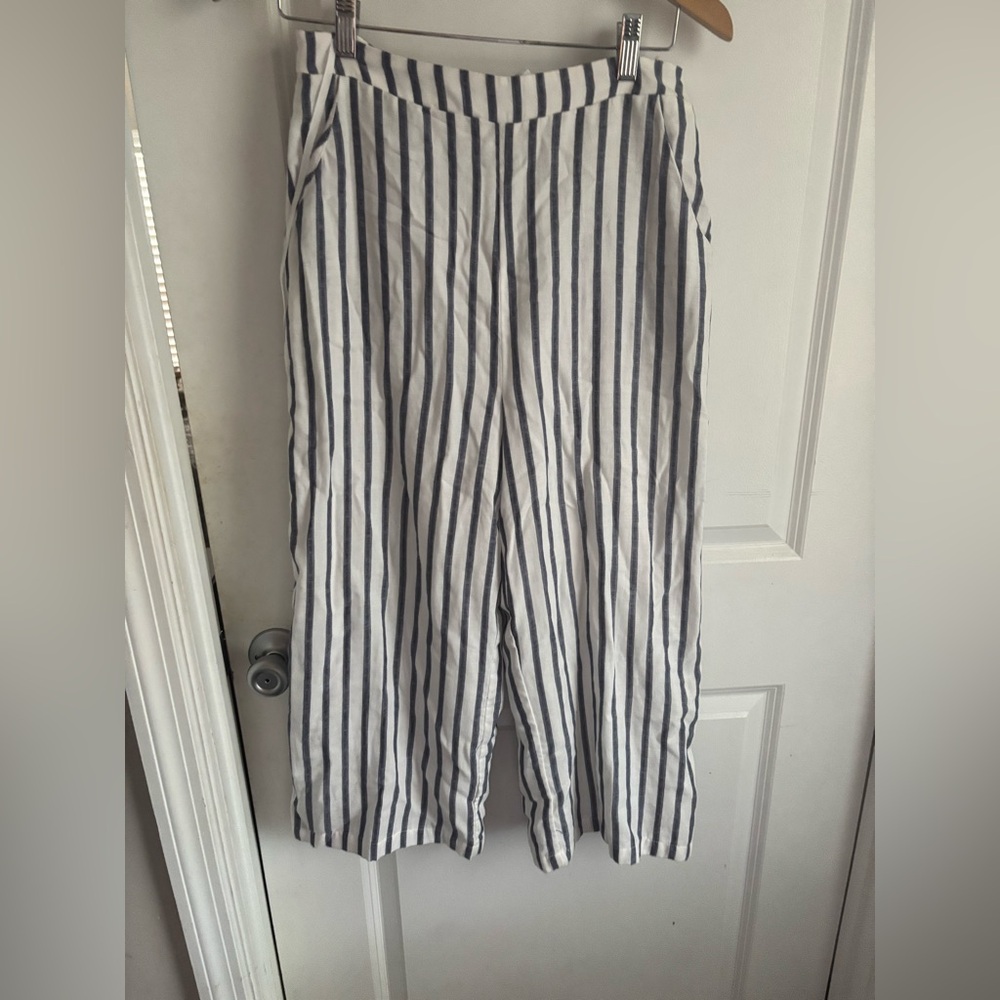 City vibe Striped White and Blue Pants